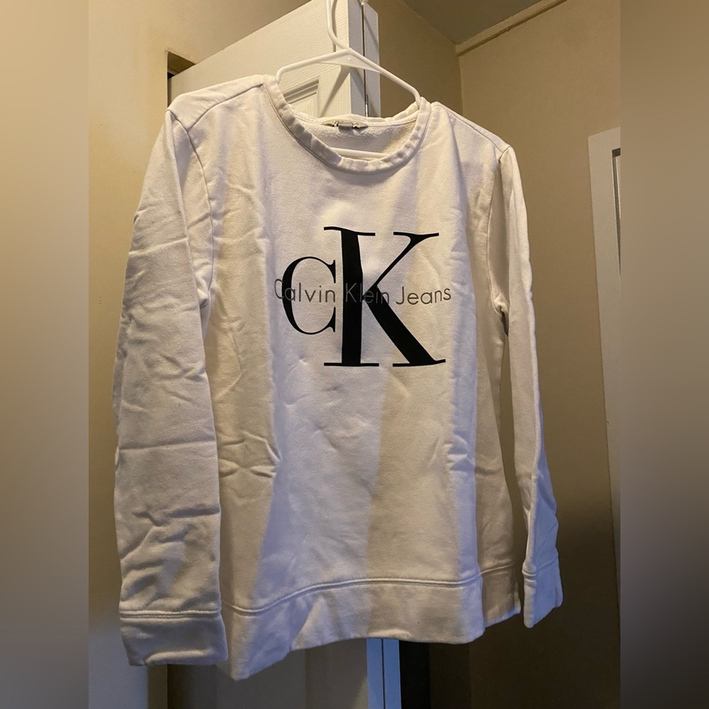 Calvin Klein sweatshirt
